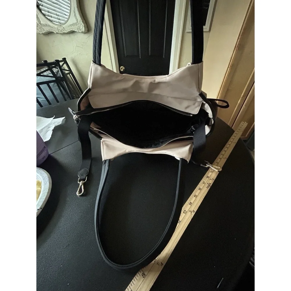 Large Kate Spade Diaper Bag Tan/pink Nylon Easy Wipe Down Shoulder Strap Clean - Picture 9 of 15